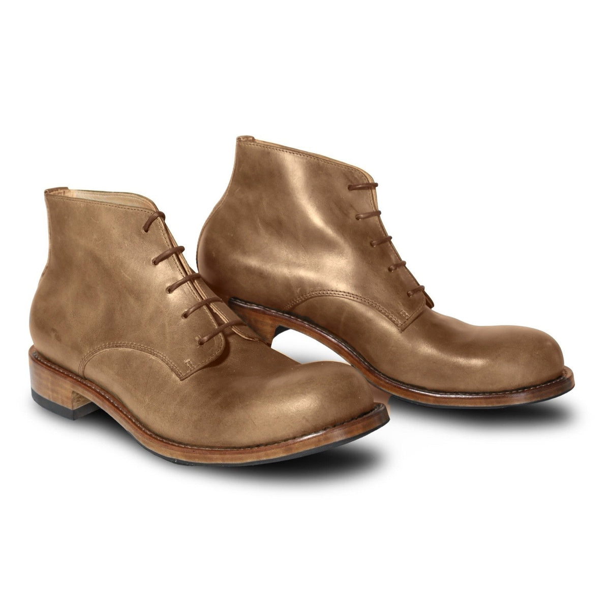 P38 : Natural (pull up leather)